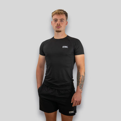STRK Sportshirt zwart vooraanzicht